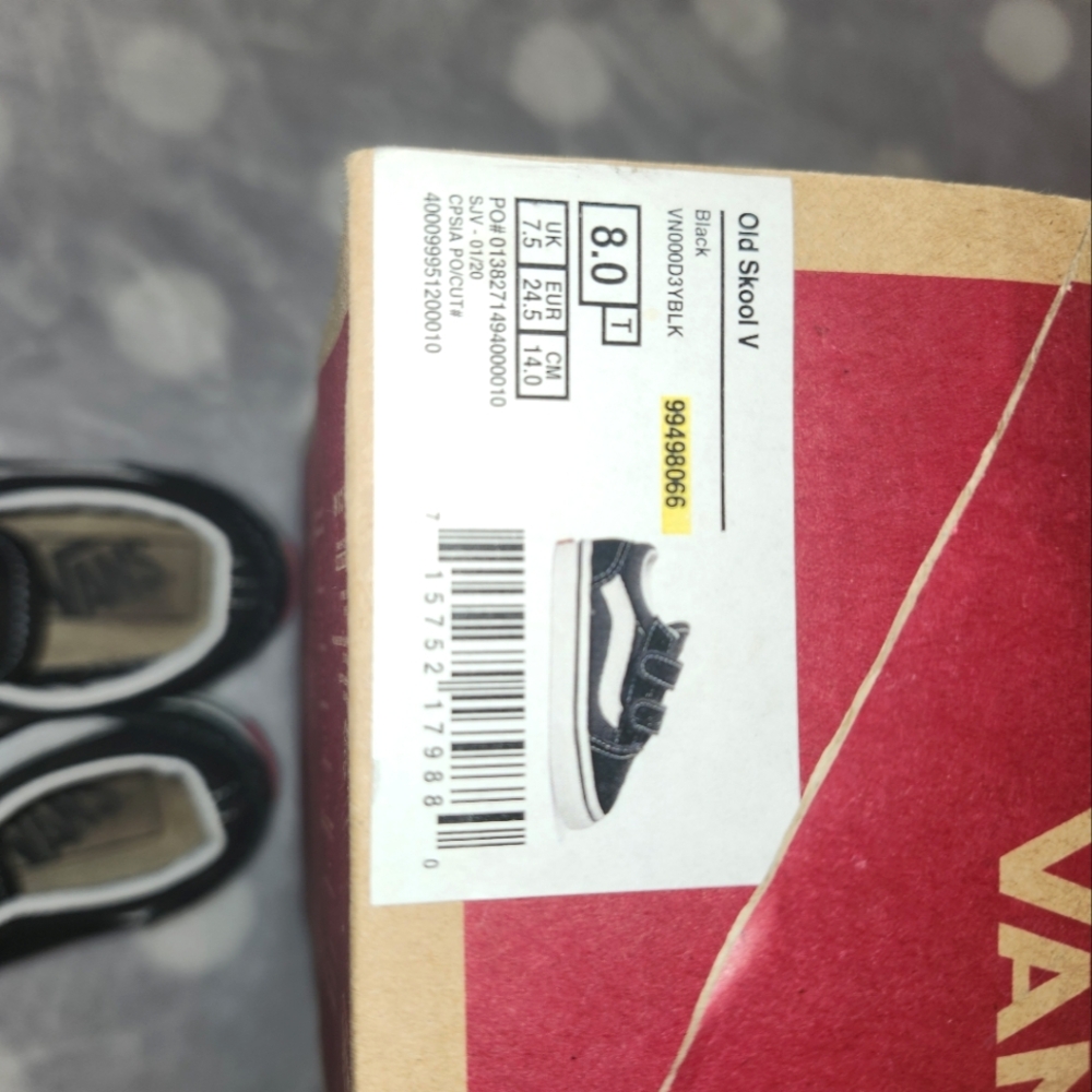 Vans black and white 8c